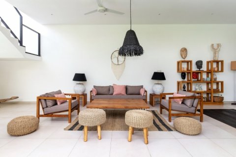 Вилла с 3 спальнями в Canggu, Бадунг, Индонезия № 1311 10