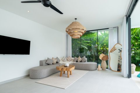 4 bedrooms Villa in Canggu, Badung, Indonesia No. 13739 22