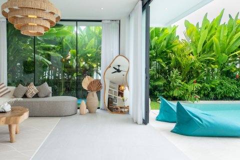 4 bedrooms Villa in Canggu, Badung, Indonesia No. 13739 23