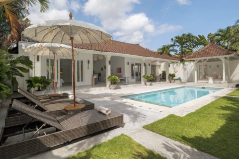 Вилла с 3 спальнями в Seminyak, Бадунг, Индонезия № 13734