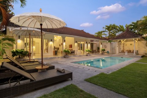 Вилла с 3 спальнями в Seminyak, Бадунг, Индонезия № 13734 29