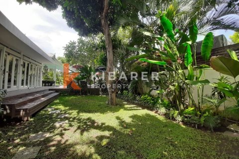 Вилла с 4 спальнями в Seminyak, Бадунг, Индонезия № 12266 10