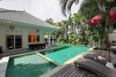 Вилла с 4 спальнями в Seminyak, Бадунг, Индонезия № 12266 12
