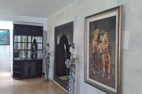 4 bedrooms Villa in Seminyak, Badung, Indonesia No. 8256 2