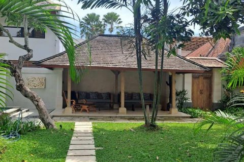 4 bedrooms Villa in Seminyak, Badung, Indonesia No. 8256 13