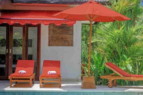 3 bedrooms Villa in Canggu, Badung, Indonesia No. 1823 4