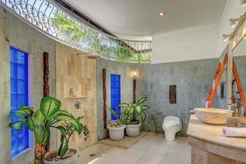 3 bedrooms Villa in Canggu, Badung, Indonesia No. 1823 9