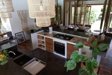 3 bedrooms Villa in Kerobokan, Badung, Indonesia No. 1824 3