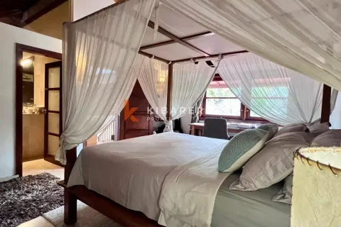 3 bedrooms Villa in Tibubeneng, Badung, Indonesia No. 11907 11