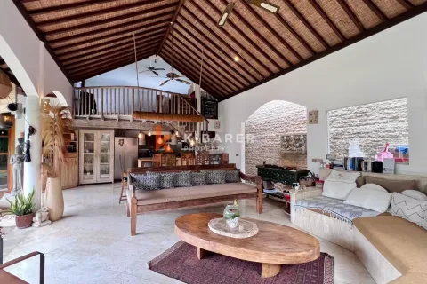 3 bedrooms Villa in Tibubeneng, Badung, Indonesia No. 11907 12