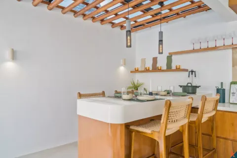 2 bedrooms Villa in Seminyak, Badung, Indonesia No. 10223 10