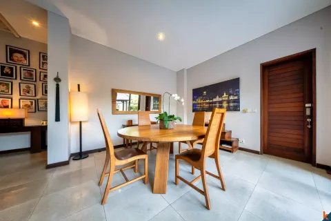 8 bedrooms Villa in Tibubeneng, Badung, Indonesia No. 10224 15