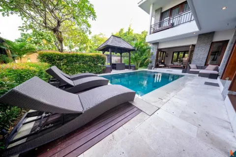 8 bedrooms Villa in Tibubeneng, Badung, Indonesia No. 10224 2