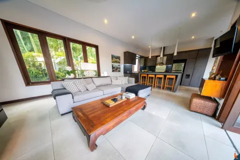 8 bedrooms Villa in Tibubeneng, Badung, Indonesia No. 10224 7