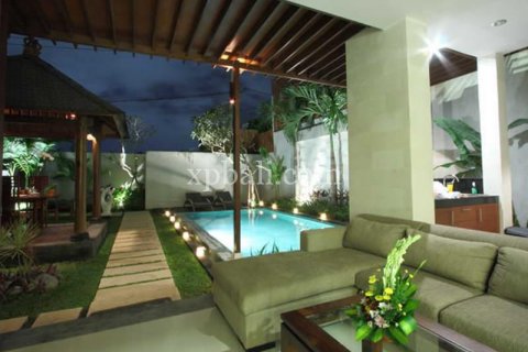4 bedrooms Villa in Seminyak, Badung, Indonesia No. 530 22