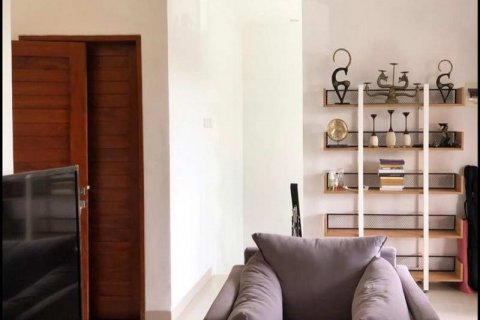 3 bedrooms Villa in Denpasar, Indonesia No. 236 3