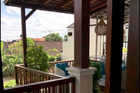 3 bedrooms Villa in Denpasar, Indonesia No. 236 11