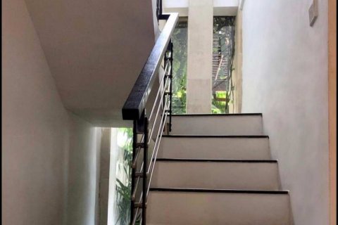 3 bedrooms Villa in Denpasar, Indonesia No. 236 13