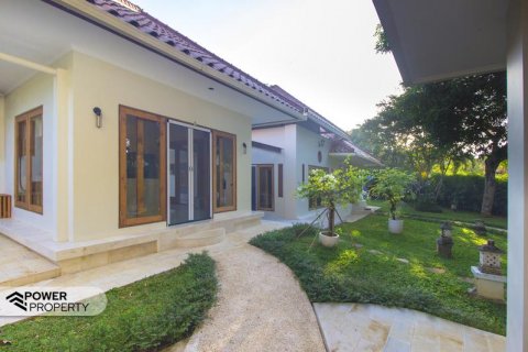 Вилла с 4 спальнями в Nusa Dua, Бадунг, Индонезия № 7049 16