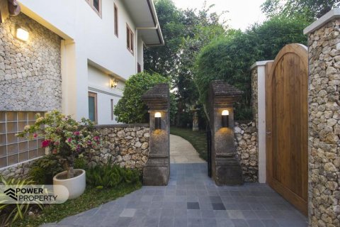 Вилла с 4 спальнями в Nusa Dua, Бадунг, Индонезия № 7049 5