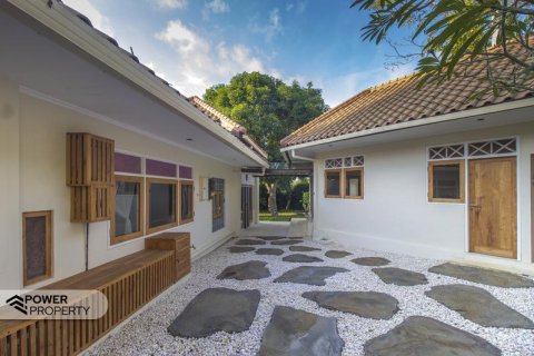 Вилла с 4 спальнями в Nusa Dua, Бадунг, Индонезия № 7049 20