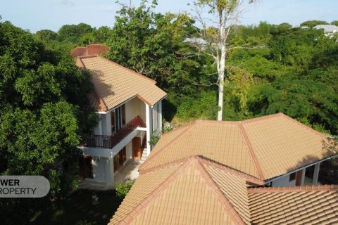 Вилла с 4 спальнями в Nusa Dua, Бадунг, Индонезия № 7049 29