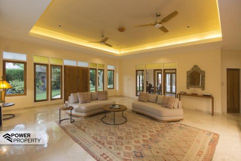 Вилла с 4 спальнями в Nusa Dua, Бадунг, Индонезия № 7049 8