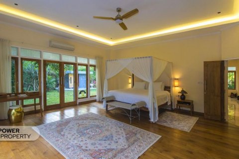 Вилла с 4 спальнями в Nusa Dua, Бадунг, Индонезия № 7049 14