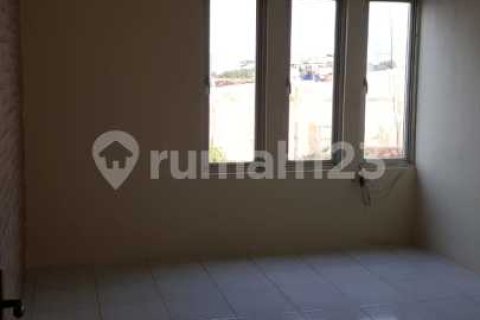 4 bedrooms House in Cengkareng, Jakarta, Indonesia No. 13656 14