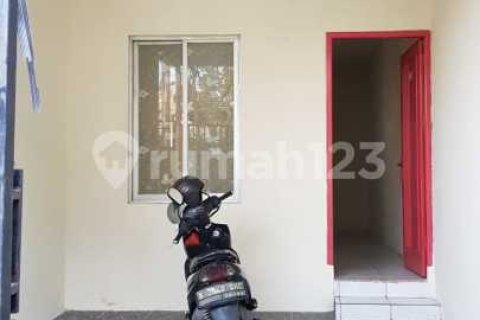 4 bedrooms House in Cengkareng, Jakarta, Indonesia No. 13656 3