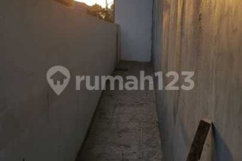 4 bedrooms House in Cengkareng, Jakarta, Indonesia No. 13656 9
