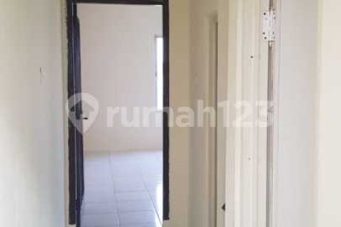 4 bedrooms House in Cengkareng, Jakarta, Indonesia No. 13656 13