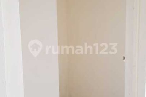 4 bedrooms House in Cengkareng, Jakarta, Indonesia No. 13656 19