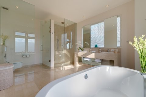 6 bedrooms Villa in South Kuta, Badung, Indonesia No. 662 24