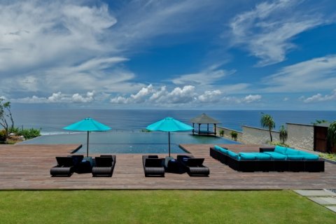 6 bedrooms Villa in South Kuta, Badung, Indonesia No. 662