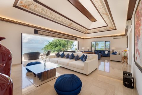 6 bedrooms Villa in South Kuta, Badung, Indonesia No. 662 12