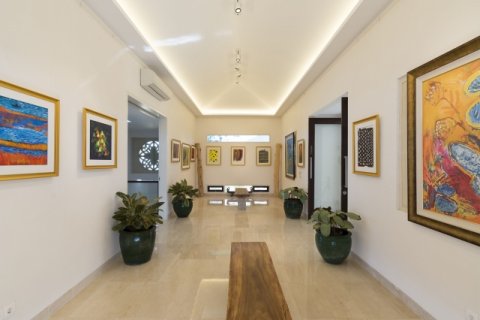 6 bedrooms Villa in South Kuta, Badung, Indonesia No. 662 14