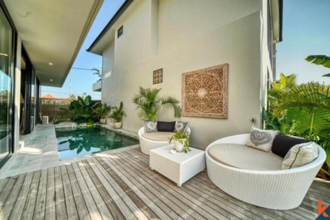 4 bedrooms Villa in Canggu, Badung, Indonesia No. 11381 6
