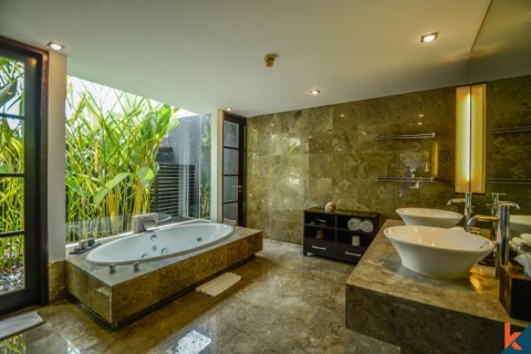 3 bedrooms Villa in Seminyak, Badung, Indonesia No. 11258 11