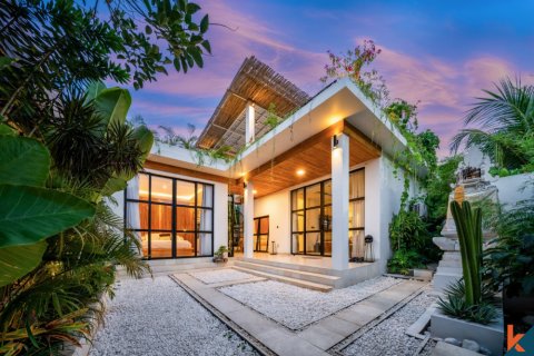 3 bedrooms Villa in South Kuta, Badung, Indonesia No. 11264