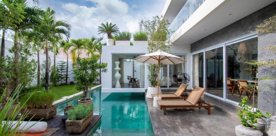 3 bedrooms Villa in Badung, Indonesia No. 11183