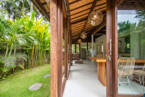 2 bedrooms Villa in Ubud, Gianyar, Indonesia No. 13510 4