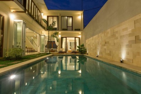 Вилла с 4 спальнями в Seminyak, Бадунг, Индонезия № 1067 13