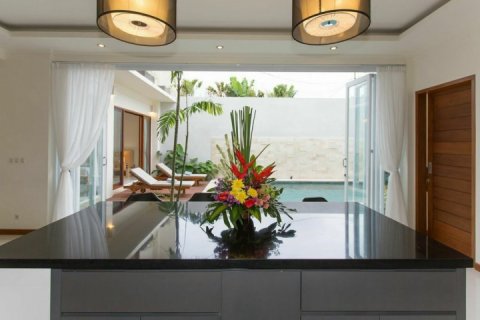 Вилла с 4 спальнями в Seminyak, Бадунг, Индонезия № 1067 23