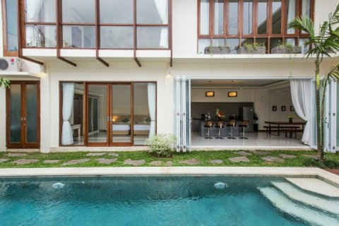 Вилла с 4 спальнями в Seminyak, Бадунг, Индонезия № 1067 2