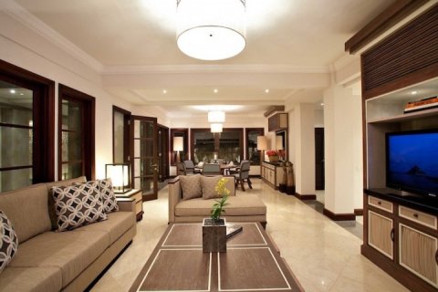 3 bedrooms Villa in Tabanan, Indonesia No. 1068 16