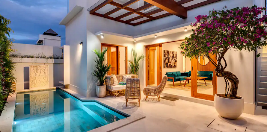 5 bedrooms Villa in Seminyak, Badung, Indonesia No. 6648