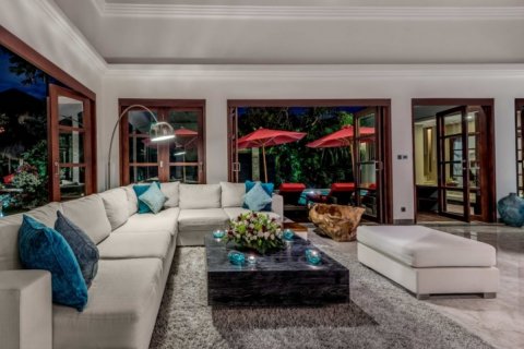 Вилла с 5 спальнями в Seminyak, Бадунг, Индонезия № 729 14
