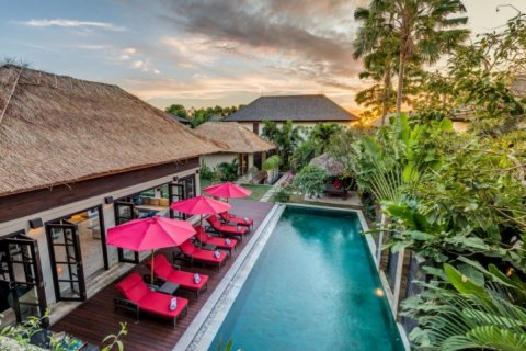 Вилла с 5 спальнями в Seminyak, Бадунг, Индонезия № 729 2