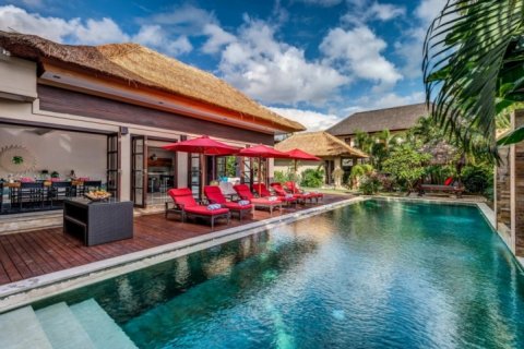 Вилла с 5 спальнями в Seminyak, Бадунг, Индонезия № 729